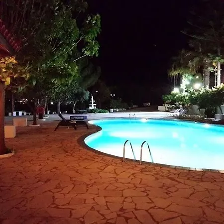 Gonatas Ξενοδοχείο 3*